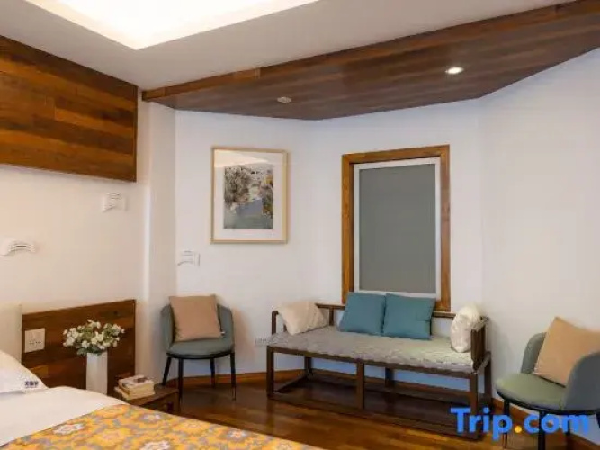 Foodie Guest House