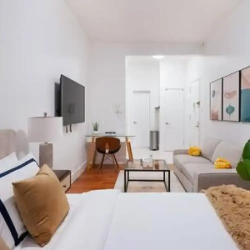 444-1c New Studio in Hell s Kitchen