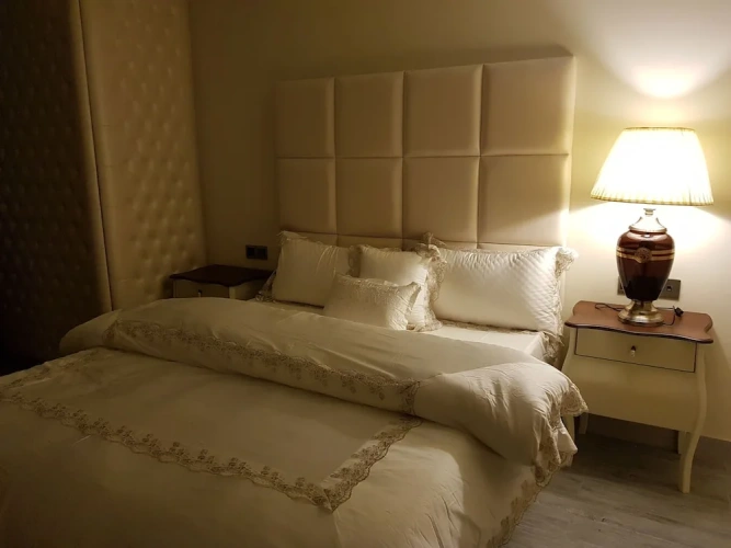 2 Bedrooms Luxury Apartment with city view