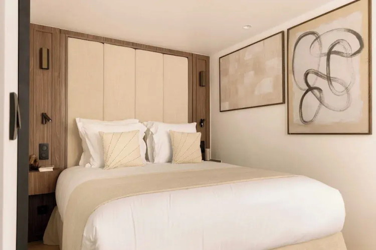 Chic A/C Central apt - 2bdr/6p - Faubourg s/ Denis