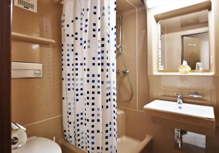 Economy Triple room