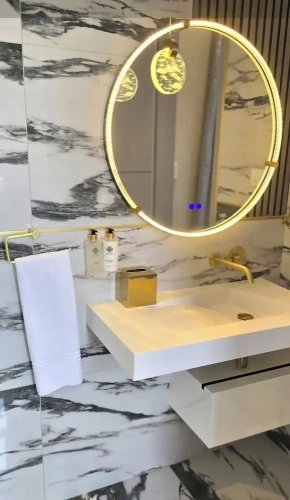 Luxury Apartment