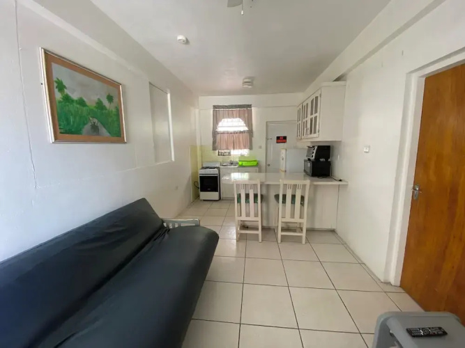 Melrose Beach Apartments