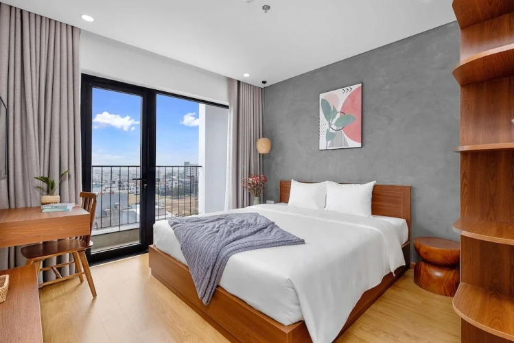 2 Bedrooms Apartment