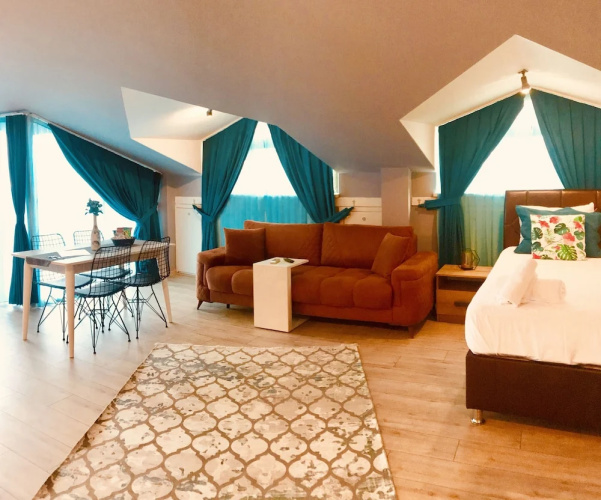 Sirena's Suites