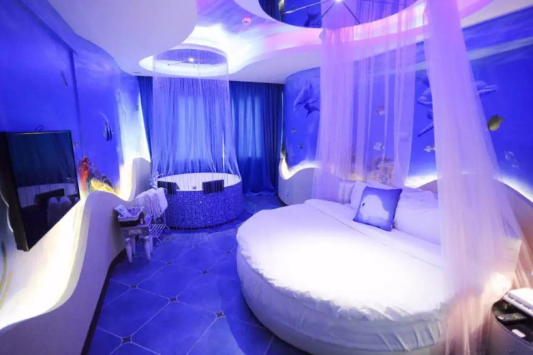 Tianelian Lovers Theme Hotel Sanya