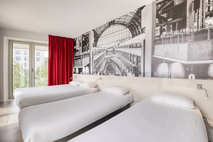 Standard Quadruple room