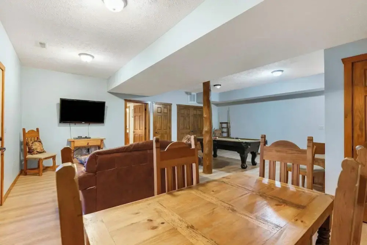 Kemper's Cabin in the Ozarks - Onsite Amenities