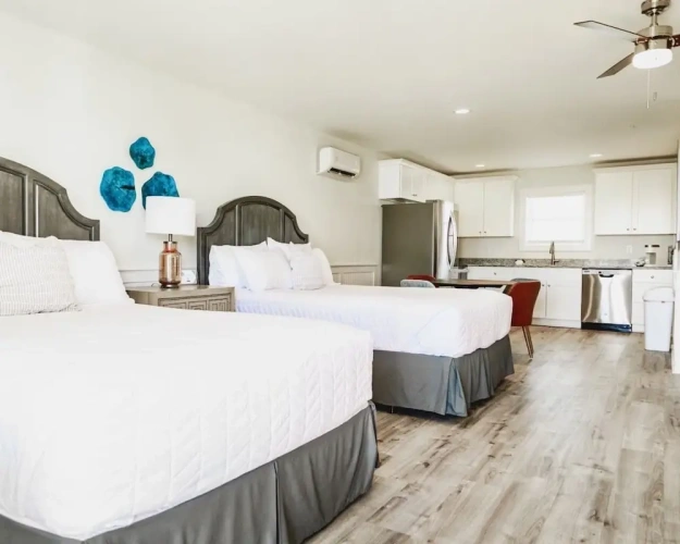 Quadruple Suite