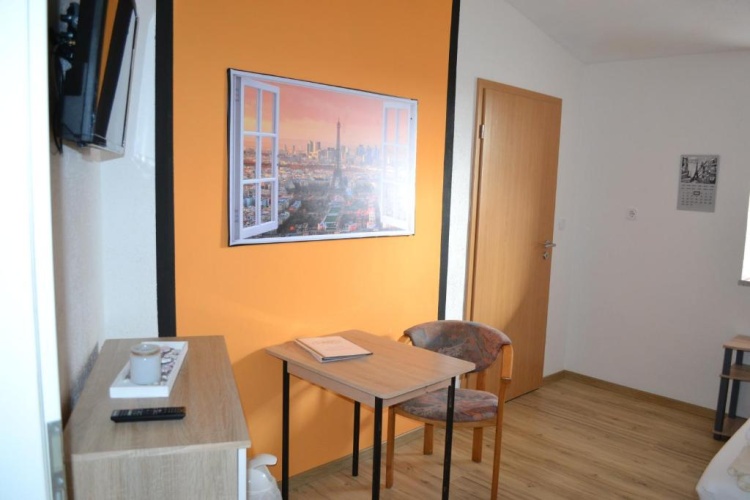 Standard Single room
