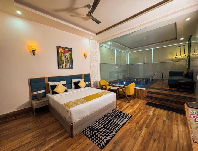 Standard room with balcony