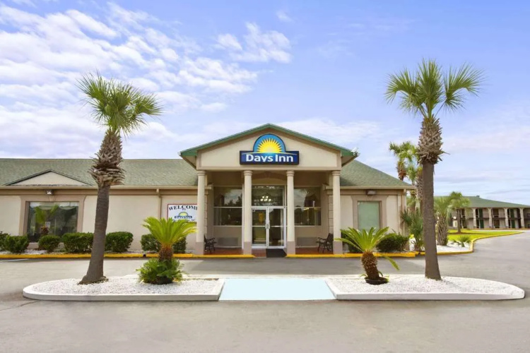 Days Inn Hardeeville Interstate Highway 95 State Line - Bluffton, SC