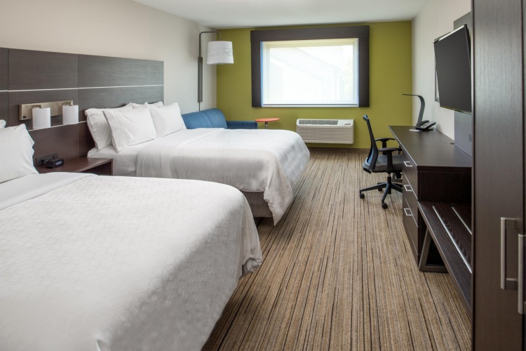 Quadruple Suite