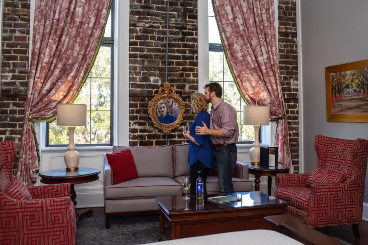 East Bay Inn, Historic Inns of Savannah Collection