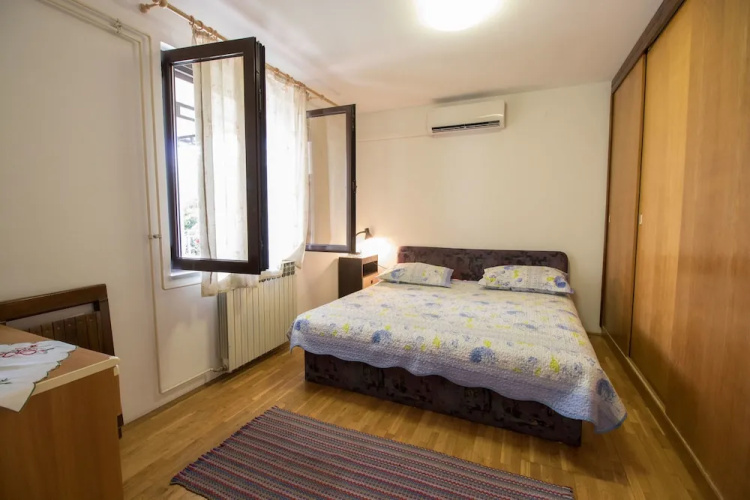 Apartment Elza