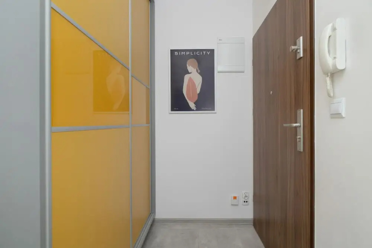 Bażantów Studio Katowice by Renters