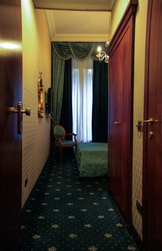 Vatican Garden Inn