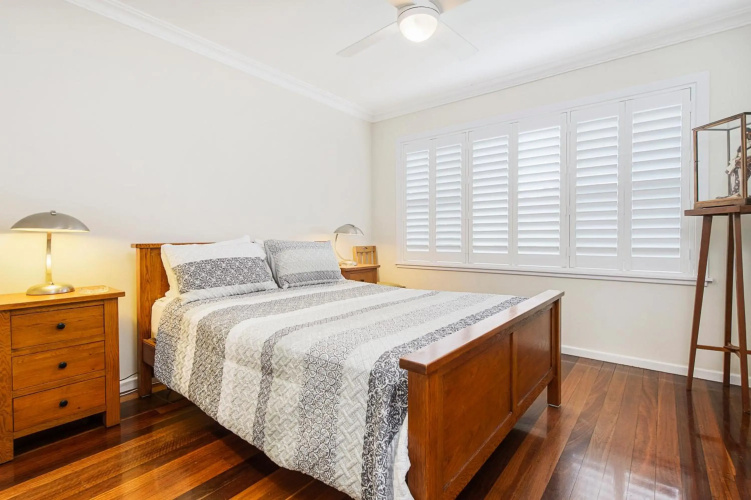 ONDINE, 4 Belmore Street