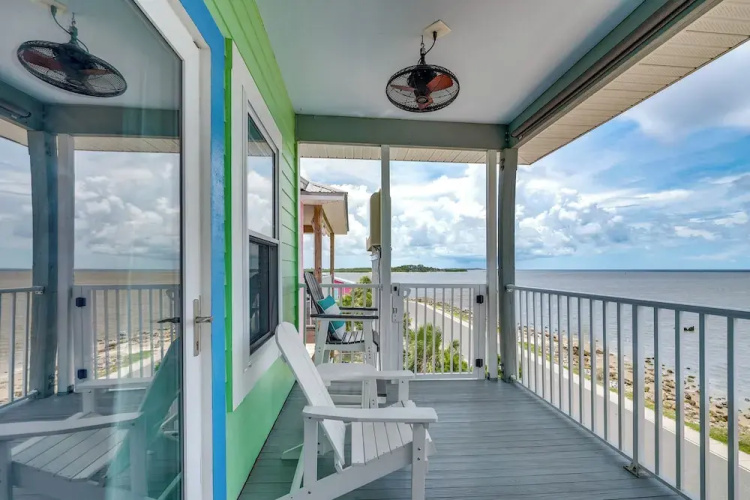 Steps to Beach: Waterfront Cedar Key Home!