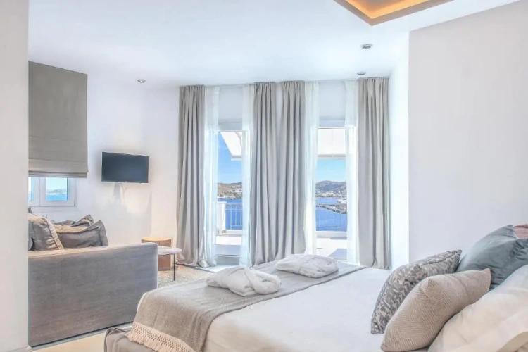 Deluxe Suite with sea view