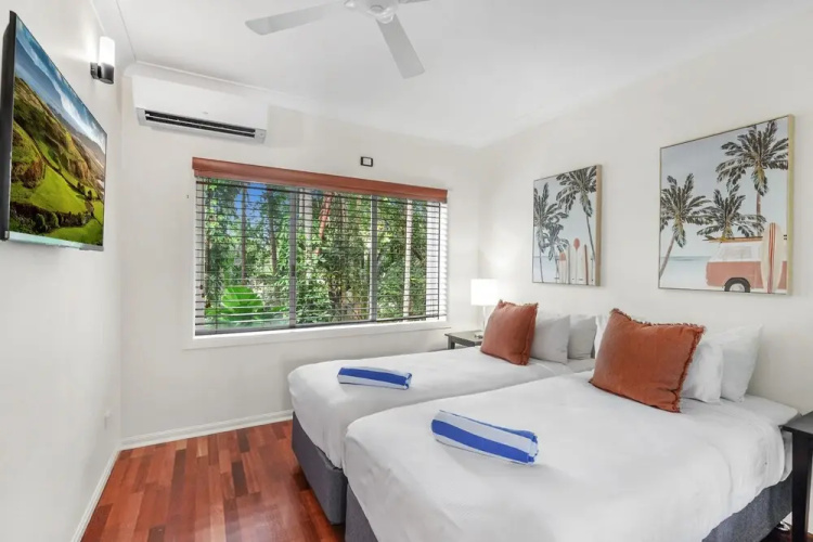 Poolside Apt. in Alamanda Beachfront Resort 54