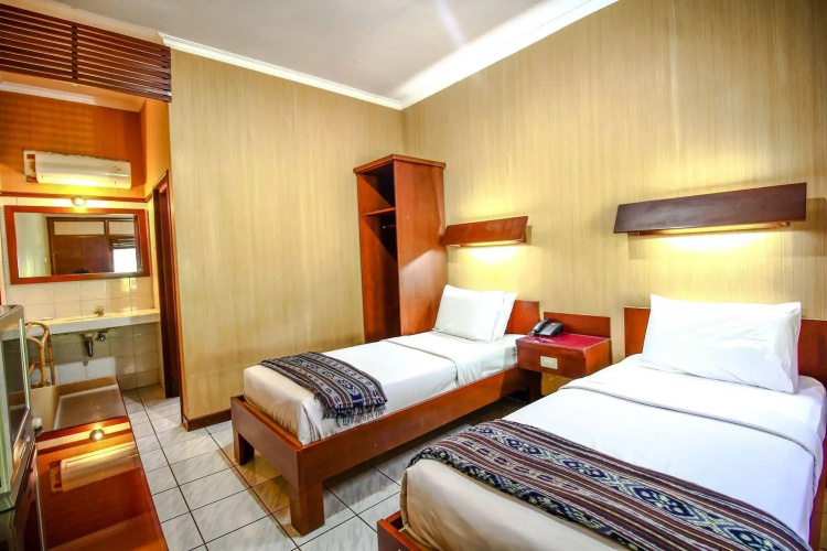 Paradiso Beach Inn Bali
