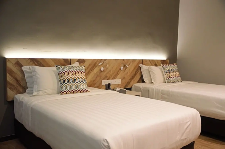 2 Bedrooms Apartment