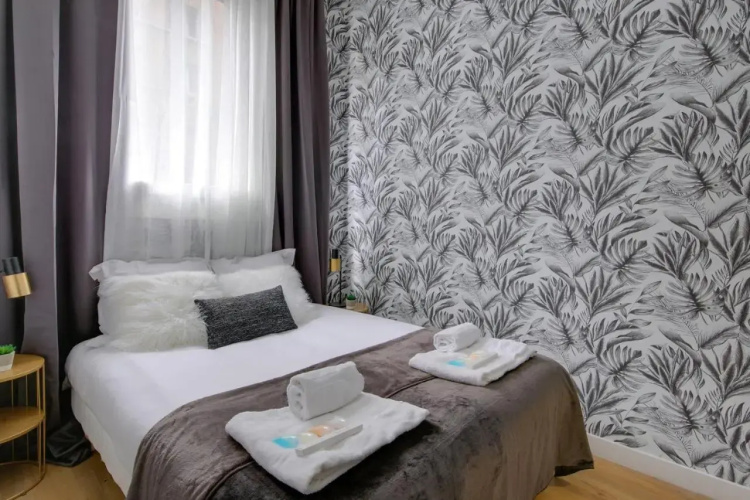 195-Suite Royal in Paris