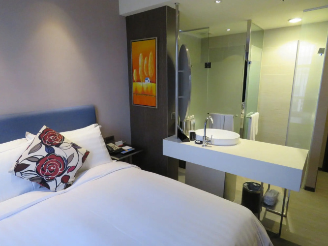 CHECK inn Taipei Xinyi