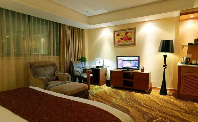 Grand Continental Hotel