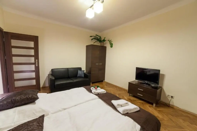 Superior Apartment with street view