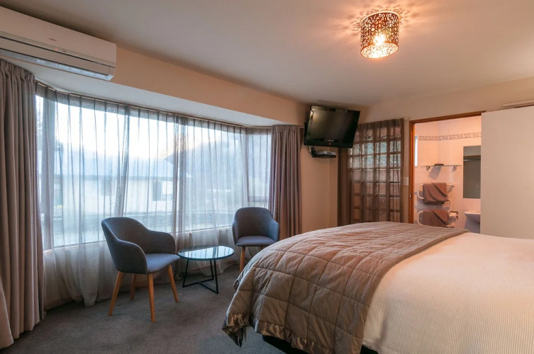 Coronet View B&B