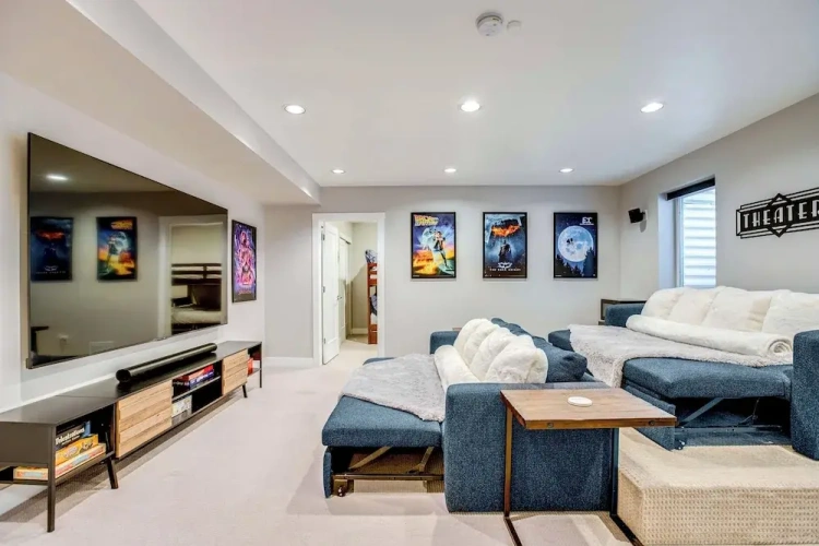3 Bedrooms Apartment