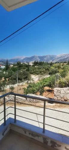 Apollon's Apartments