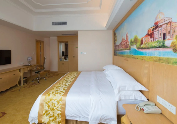 Royale international hotel