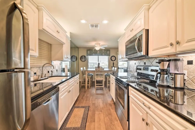 2 Bedrooms Apartment with balcony