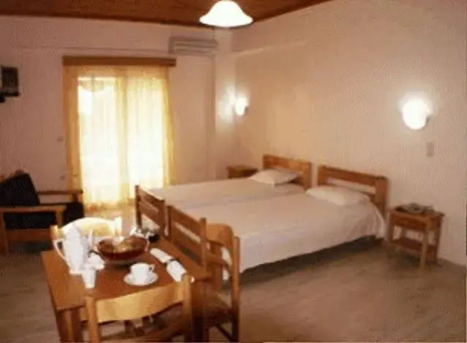 Kastro Beach Hotel
