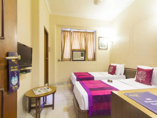 OYO 1249 Hotel Ashray International