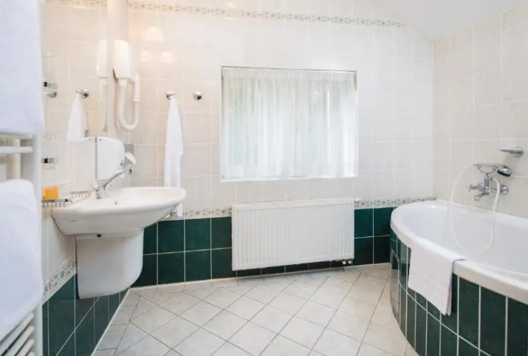 Standard Double Suite