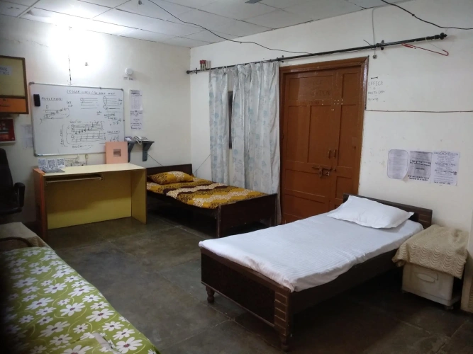 Bed in Dorm (male dorm)