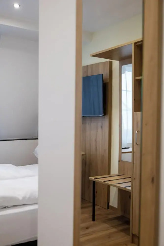 Hln Apartments