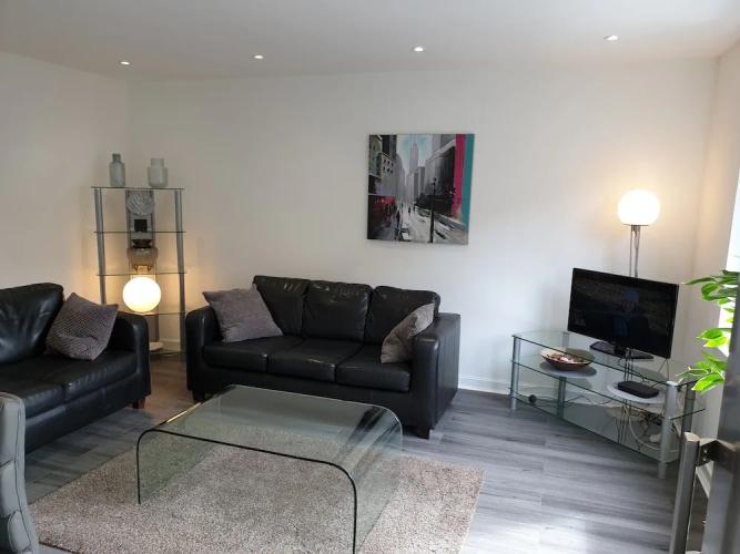 The Point Glasgow 2 Bed Apartment
