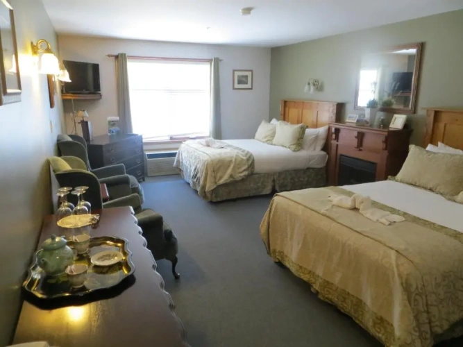 Standard Quadruple room