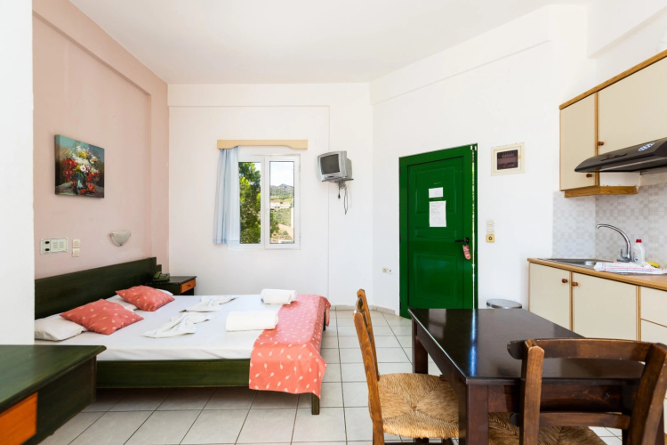 Ormos Atalia Aparthotel