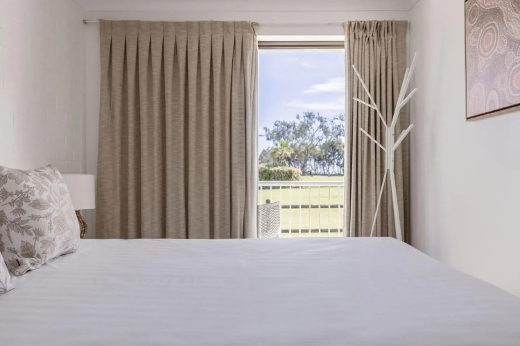 Main Beach Apartments