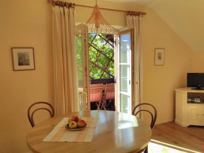 1 Bedroom Apartment with balcony