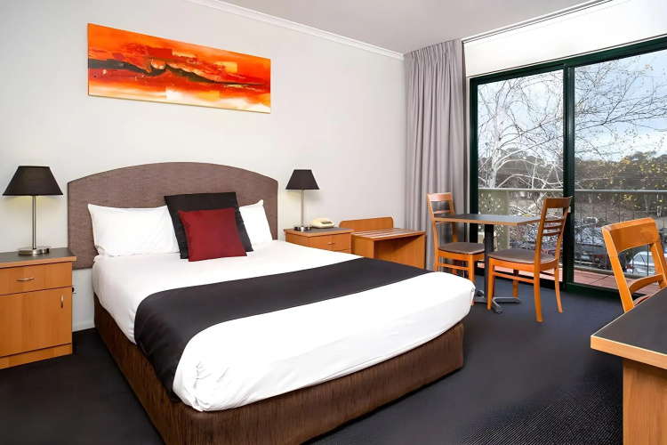 Abode Tuggeranong