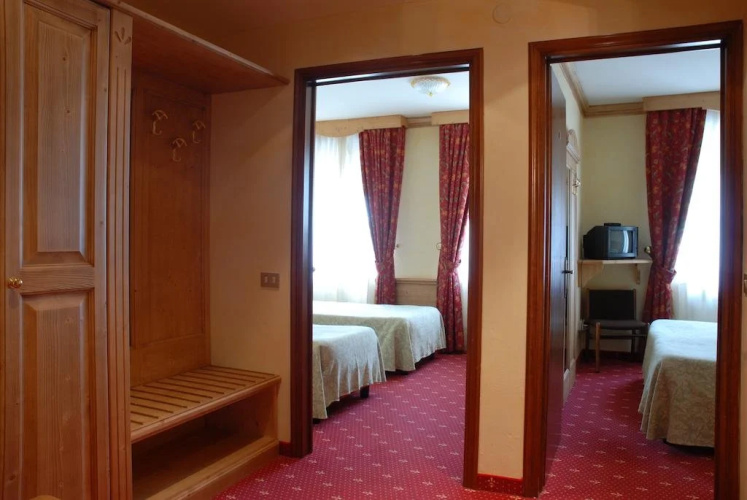 Hotel Alpi