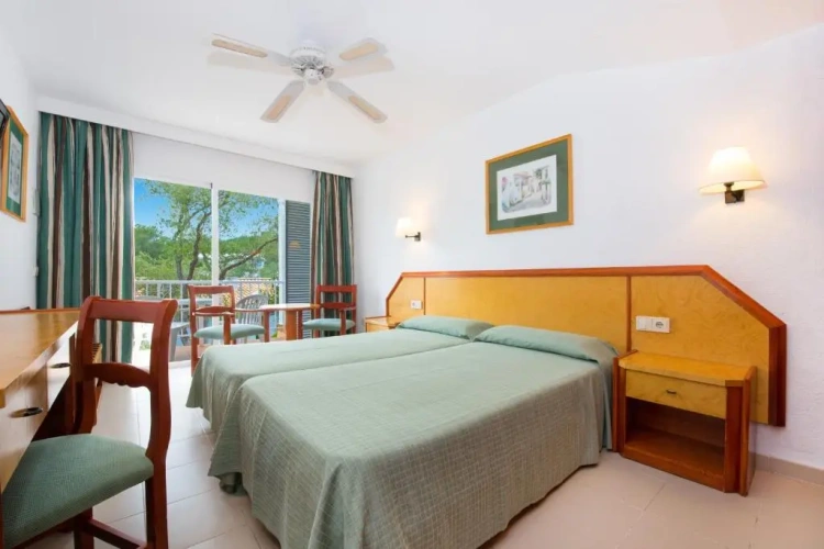Standard Double room beachfront