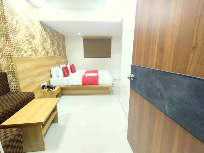 Hotel Arsh Inn